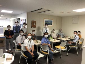 経産省から研修生がいらしています。