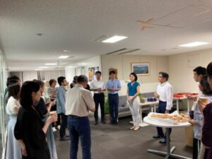 社員懇親会（Happy Hour）を開催しました