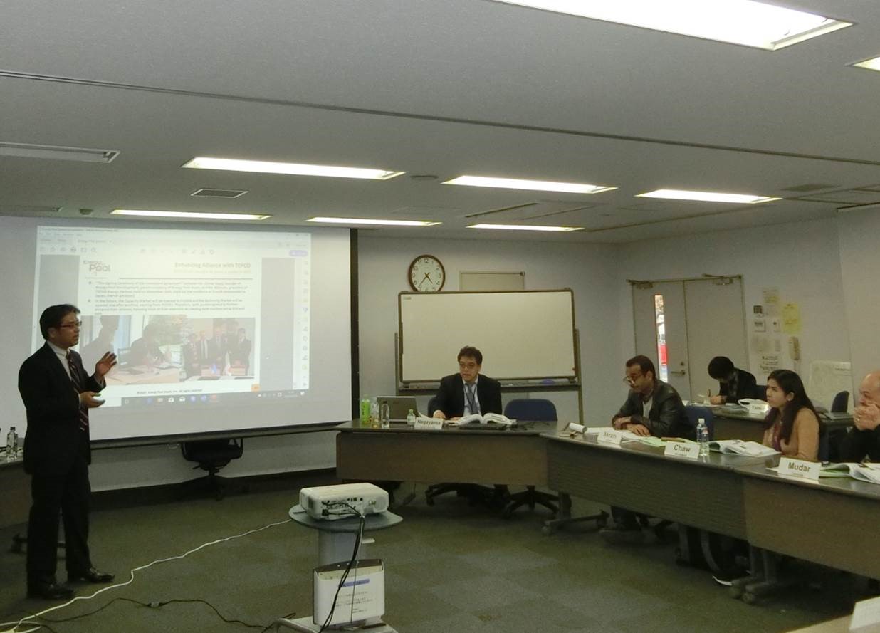 JICA研修プログラム「電気事業経営課題別研修」に弊社社長が招かれ講演を行いました。